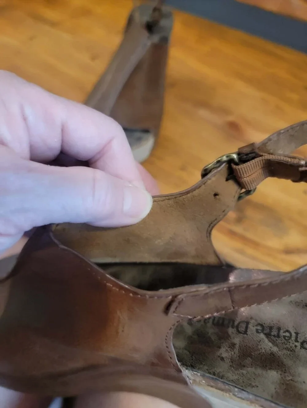 Pierre Dumas Size 8 Brown 2